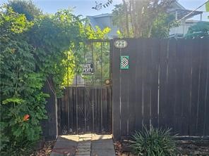 221 Commerce St D Property Photo 4