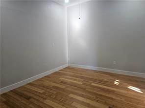 221 Commerce St D Property Photo 15