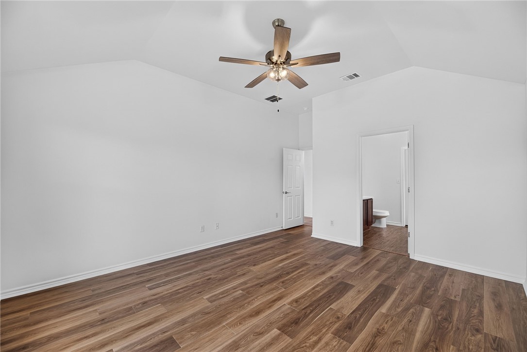 3913 Las Bahias Dr Property Photo 24
