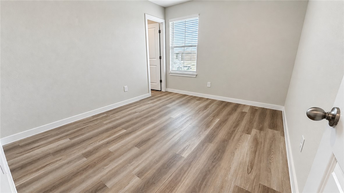 9554 Swedish Oak Dr Property Photo 16