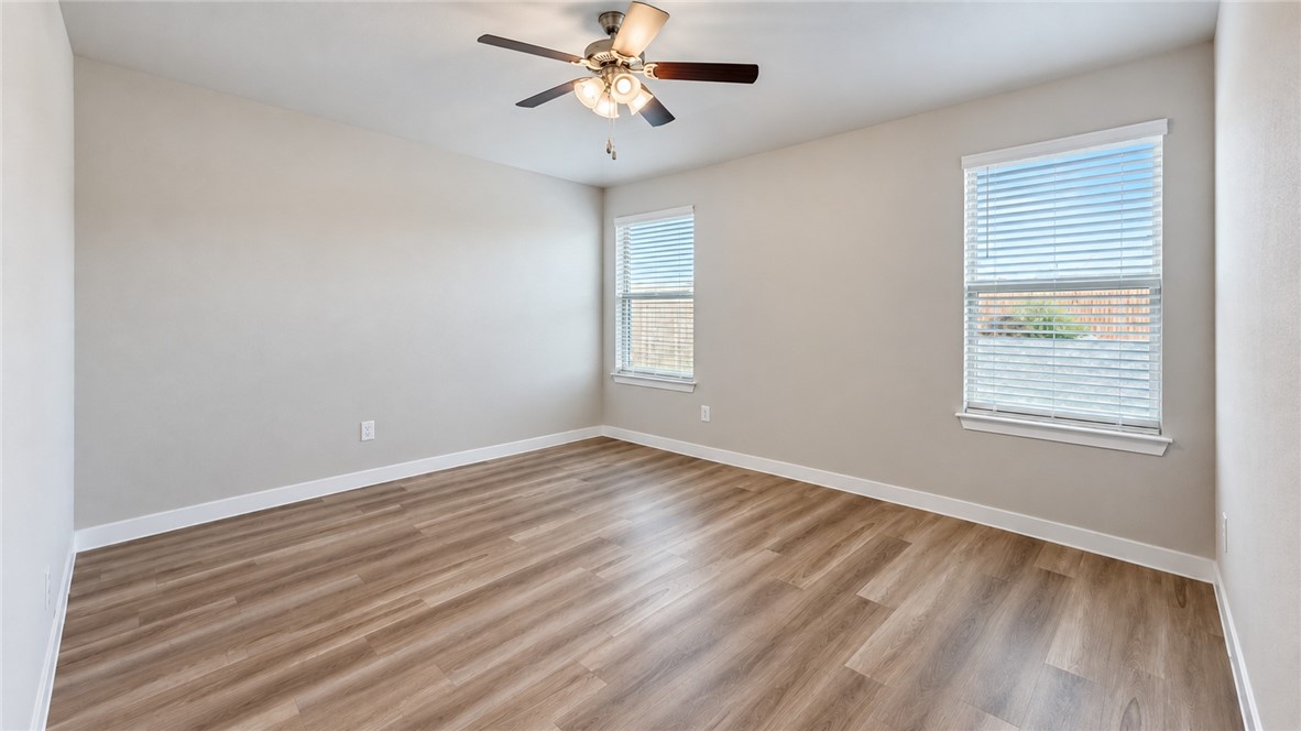 9554 Swedish Oak Dr Property Photo 24