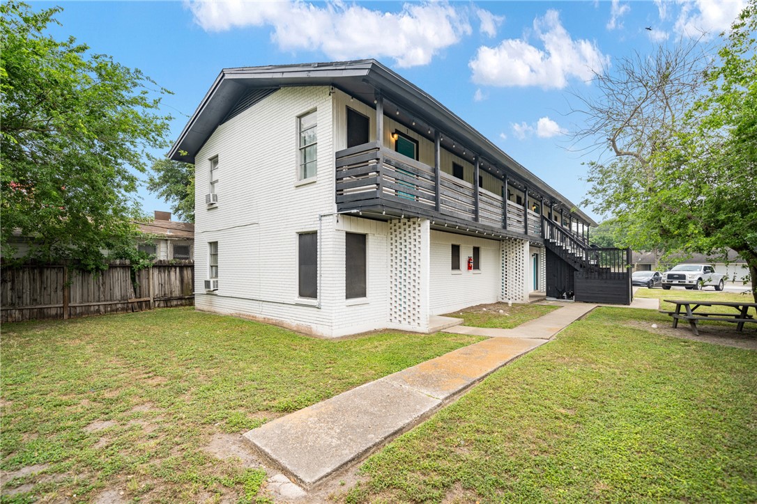 10654 Heizer Dr 3 Property Photo 1