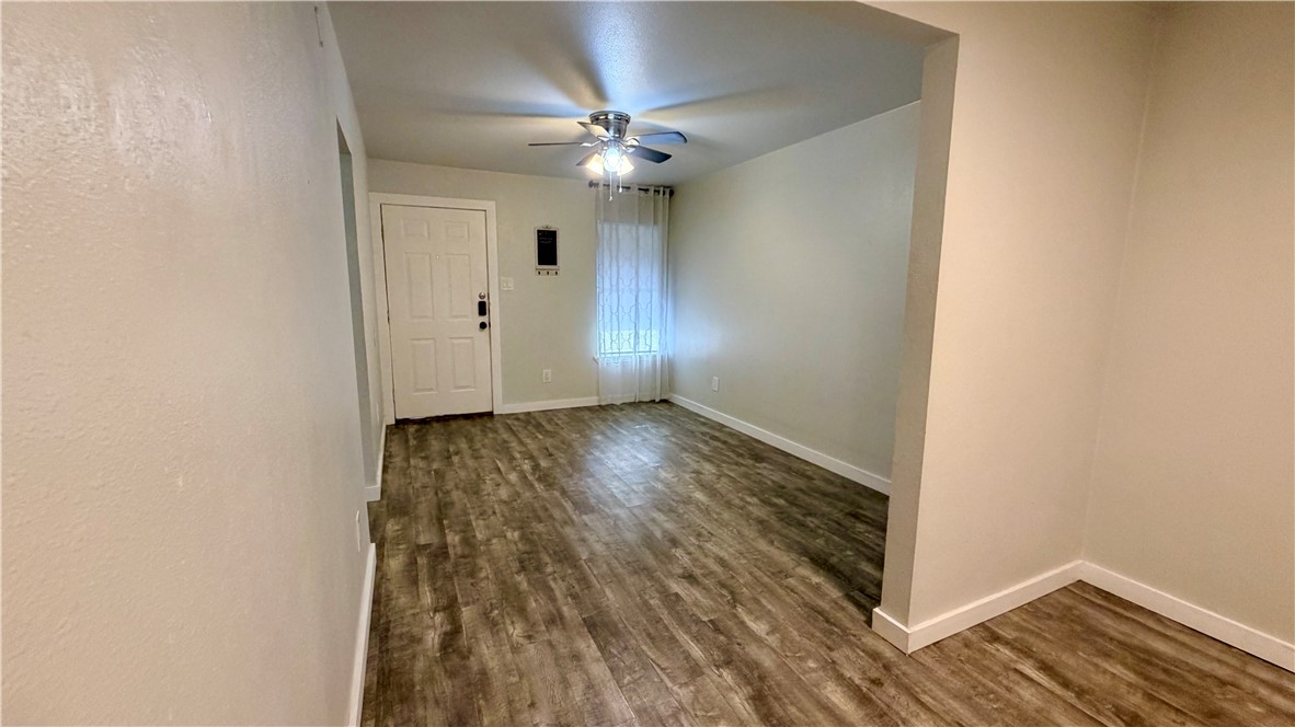 10654 Heizer Dr 3 Property Photo 5