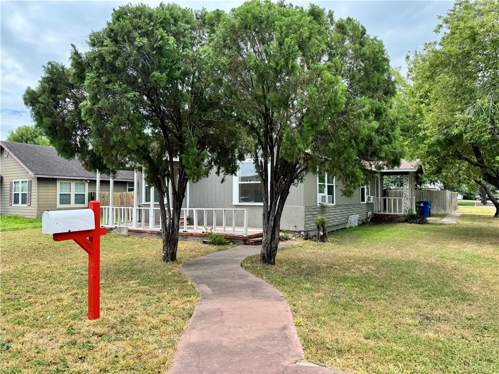 500 W Merriman St Property Photo 3