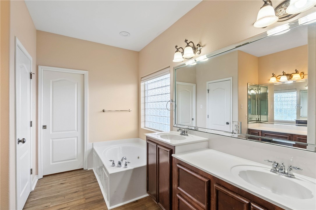 6206 Queen Jane St Property Photo 13