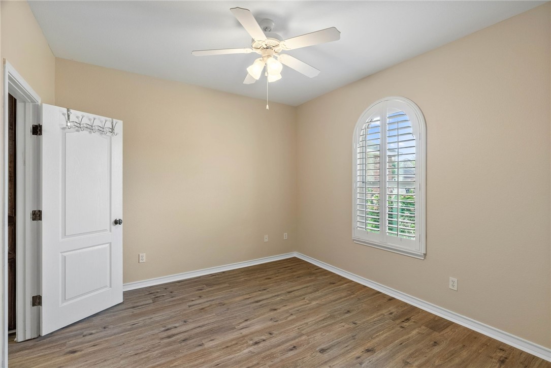 6206 Queen Jane St Property Photo 15