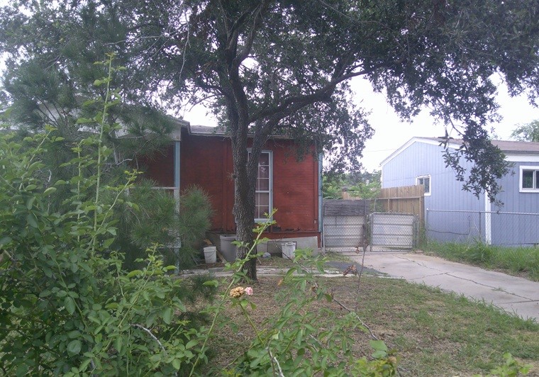 1714 Tarlton St Property Photo 4