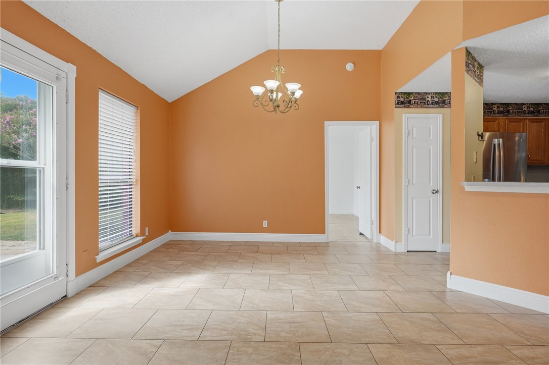 2982 Lakeview East Dr Property Photo 9