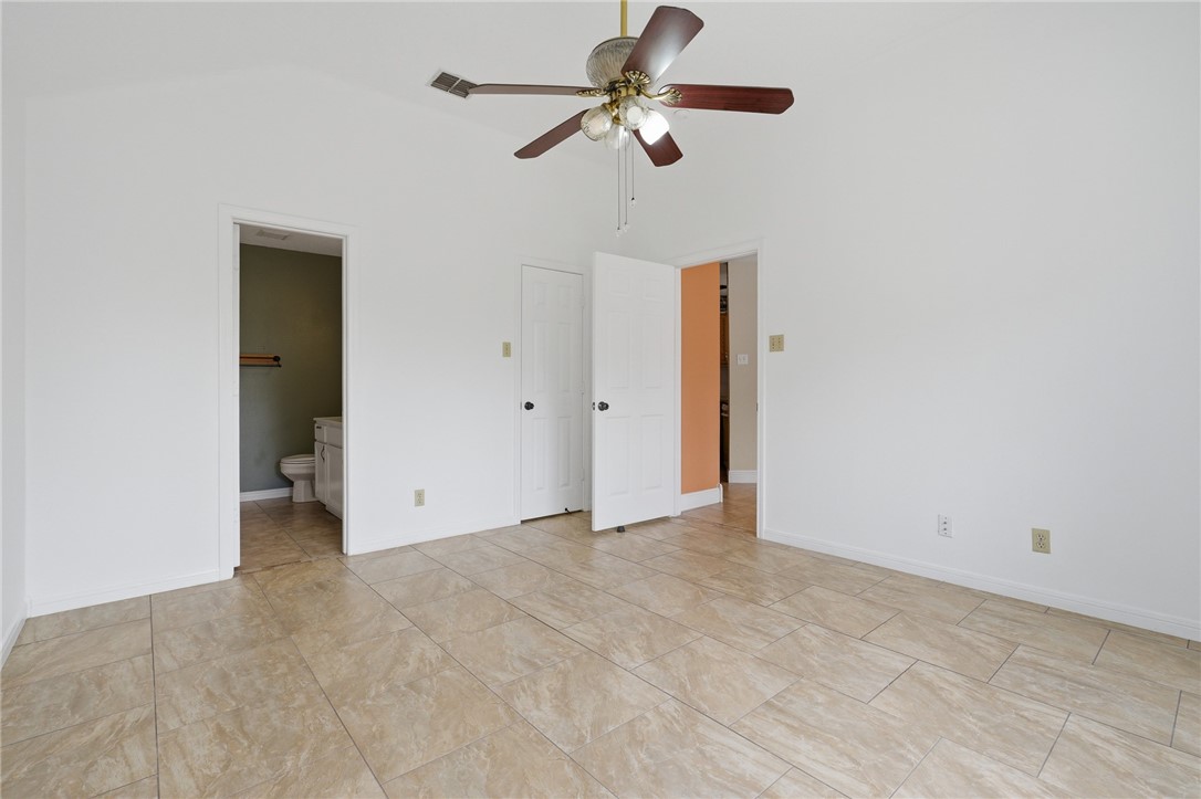 2982 Lakeview East Dr Property Photo 14