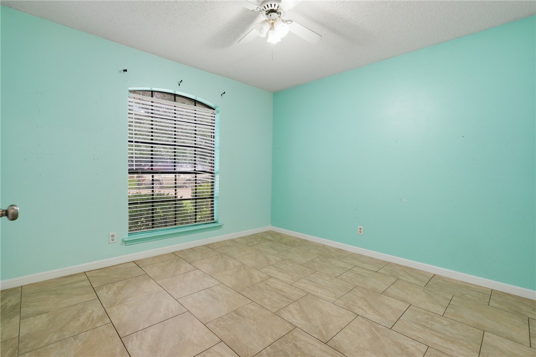 2982 Lakeview East Dr Property Photo 20