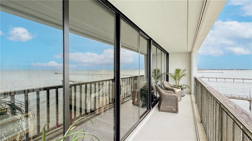 4334 Ocean Dr 403 Property Photo 29