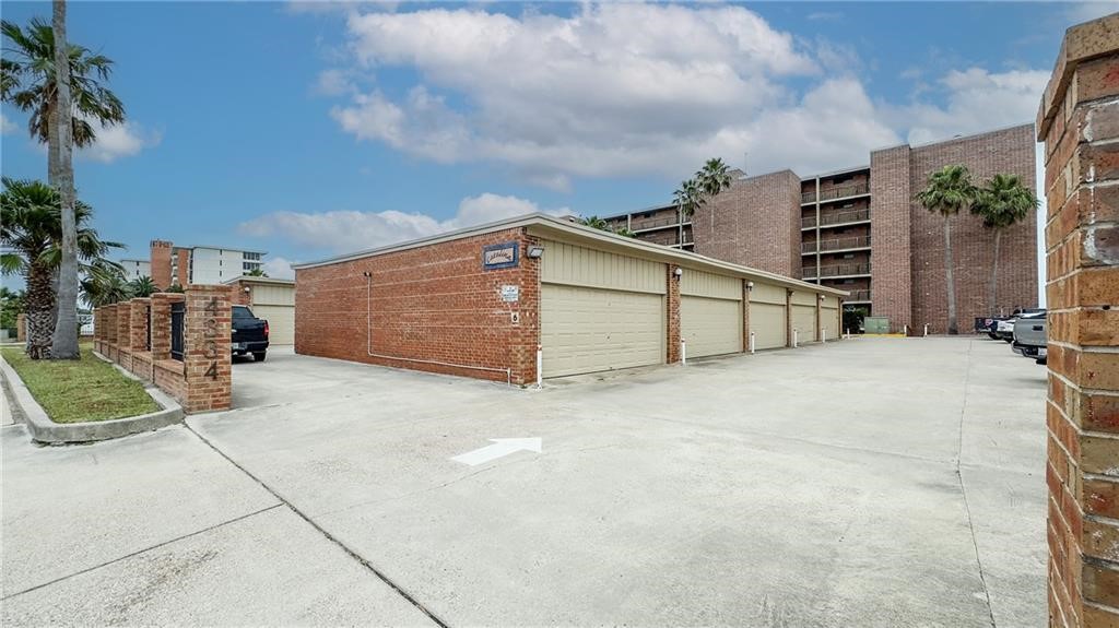 4334 Ocean Dr 403 Property Photo 33