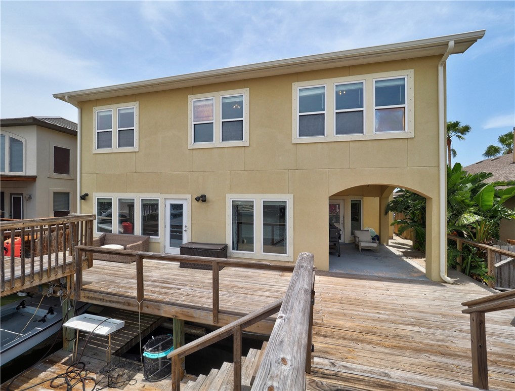 15333 Key Largo Ct Property Photo 4