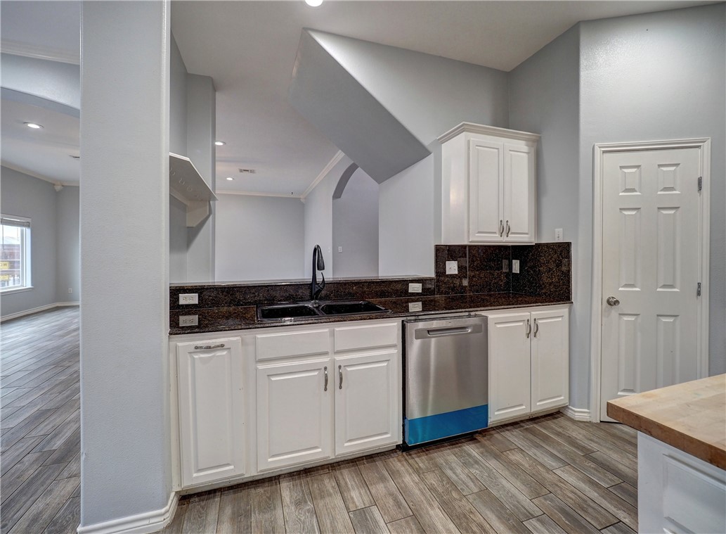 15333 Key Largo Ct Property Photo 19