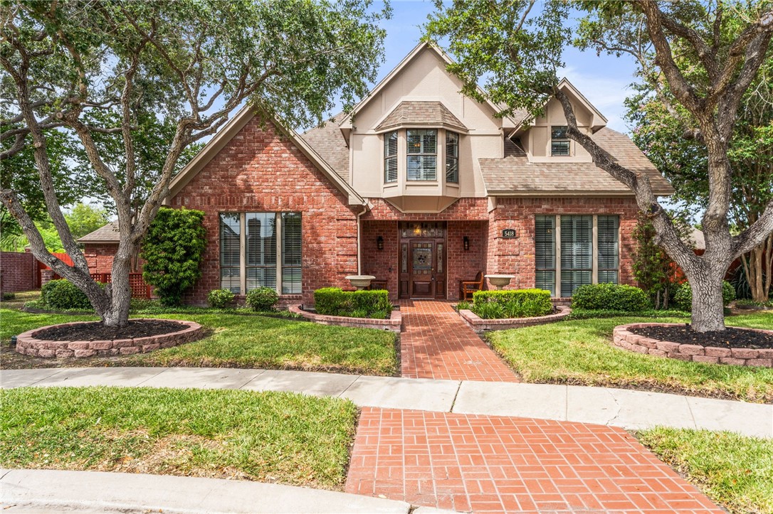 5418 Hulen Dr Property Photo 1
