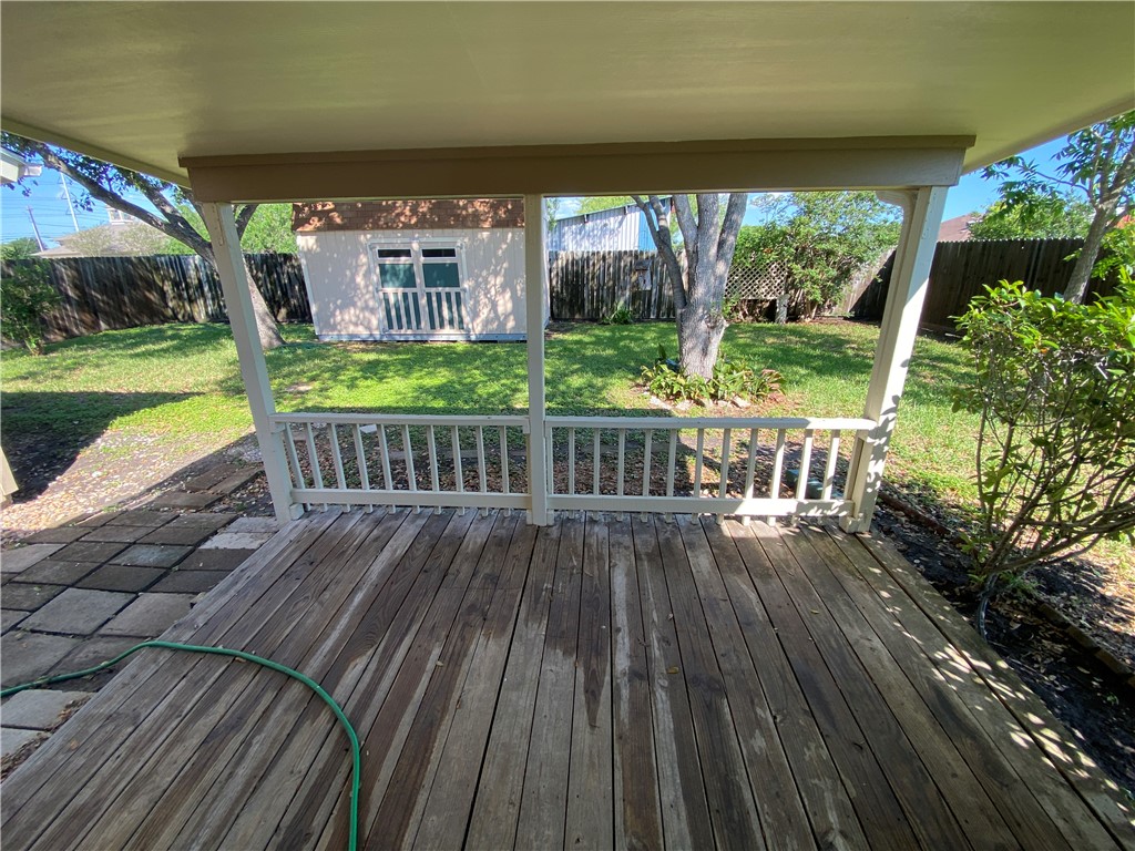 5621 Burton Property Photo 17