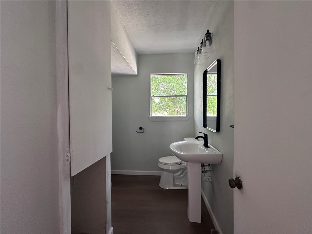 4533 Bluebelle Property Photo 5