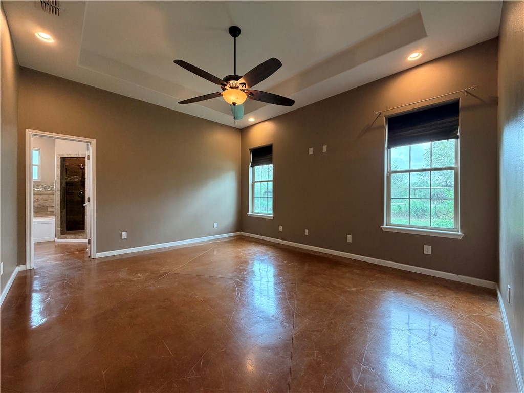 270 N County Road 1044 Property Photo 10