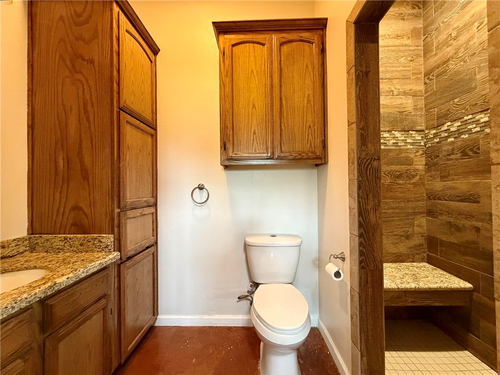 270 N County Road 1044 Property Photo 24