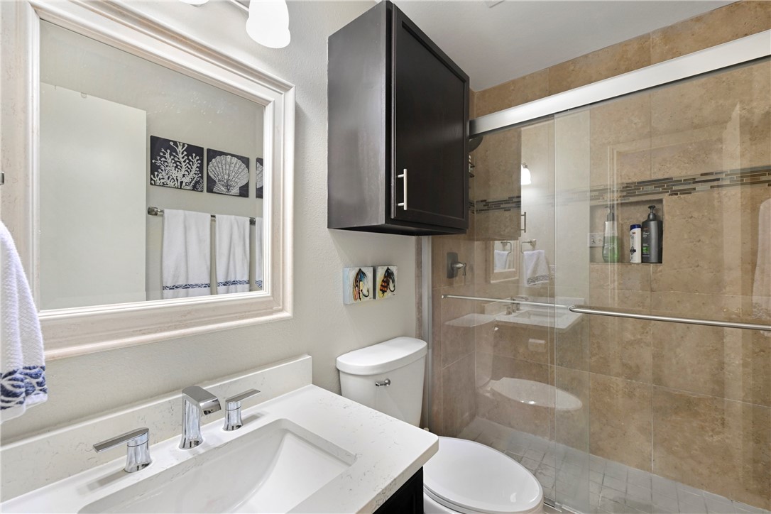 220 W Avenue F 2b Property Photo 23