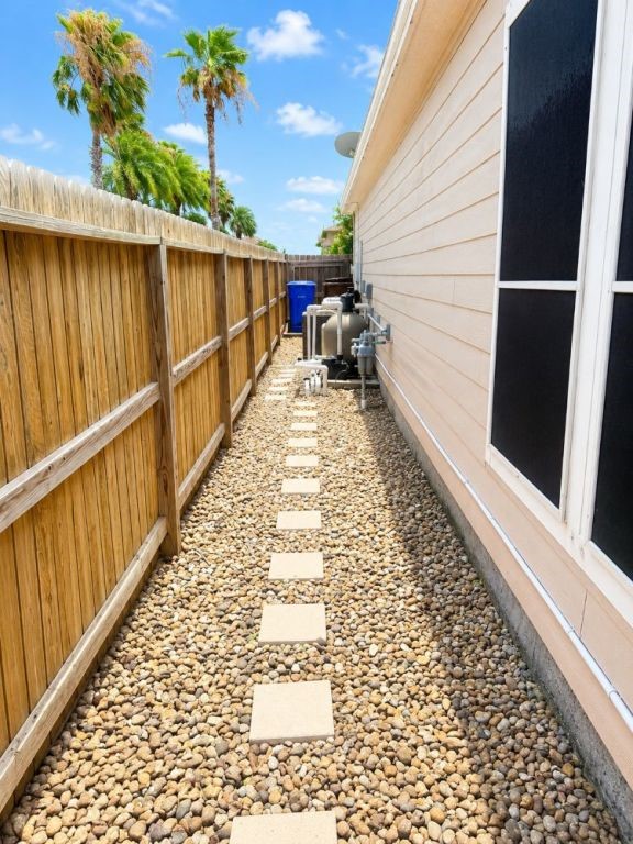 7626 Granite Dr Property Photo 26