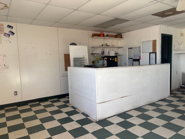 415 E Orange Ave Property Photo 2