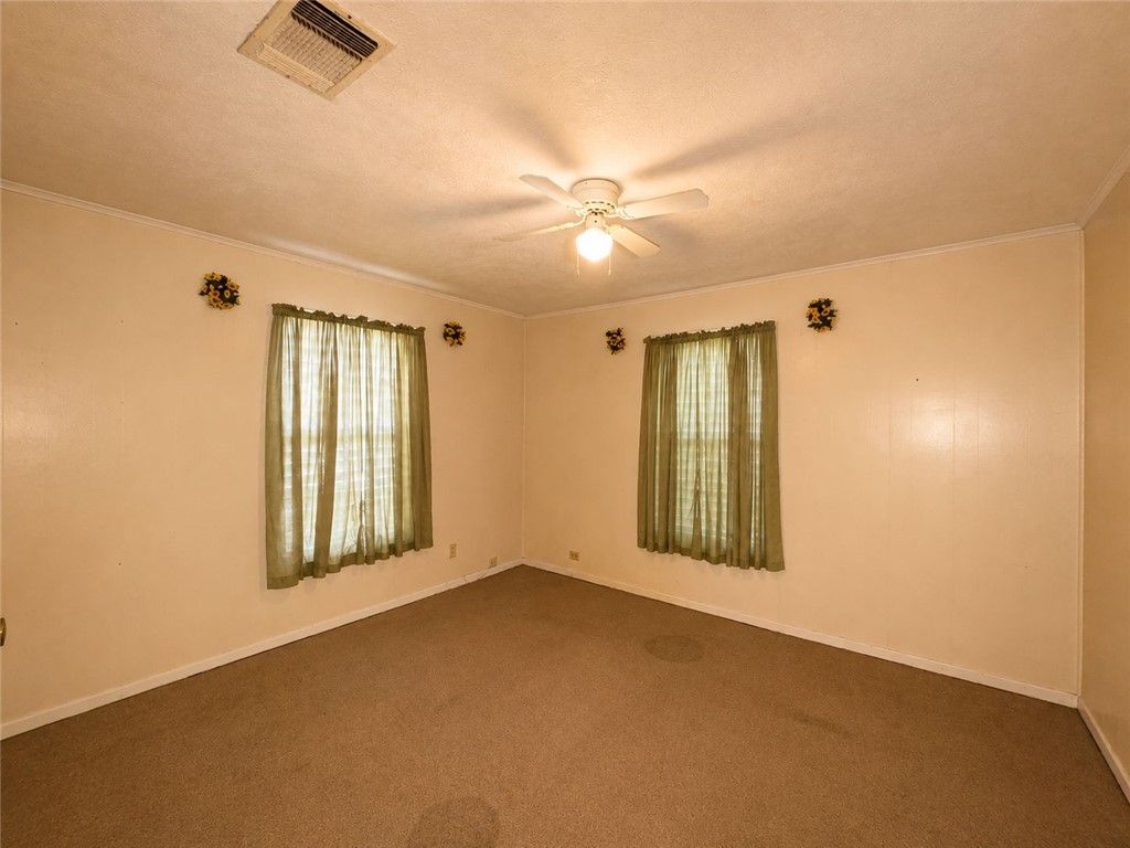 736 Fetick Property Photo 11