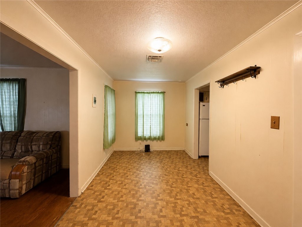 736 Fetick Property Photo 15