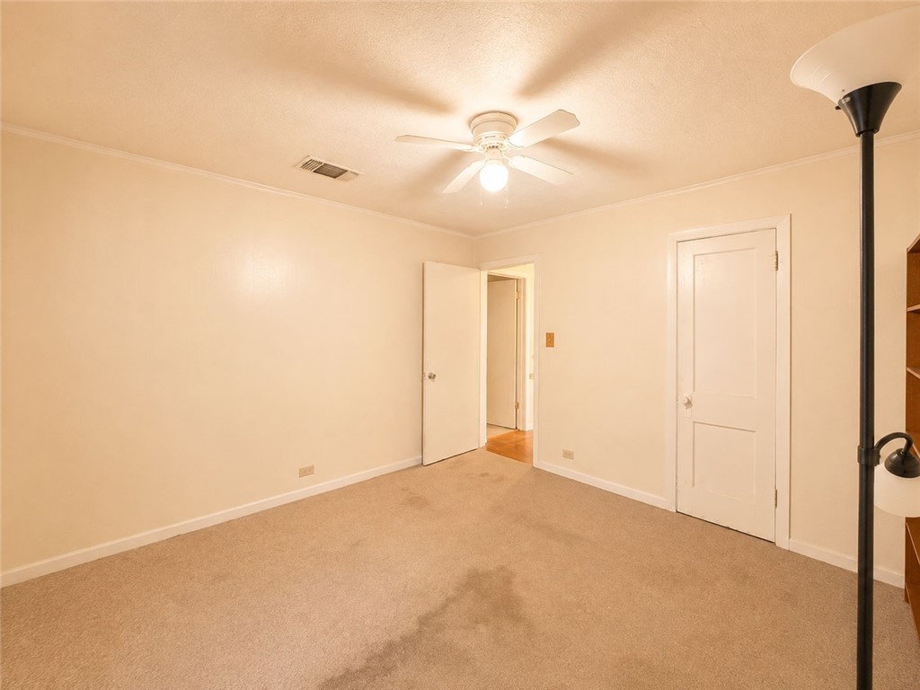736 Fetick Property Photo 17