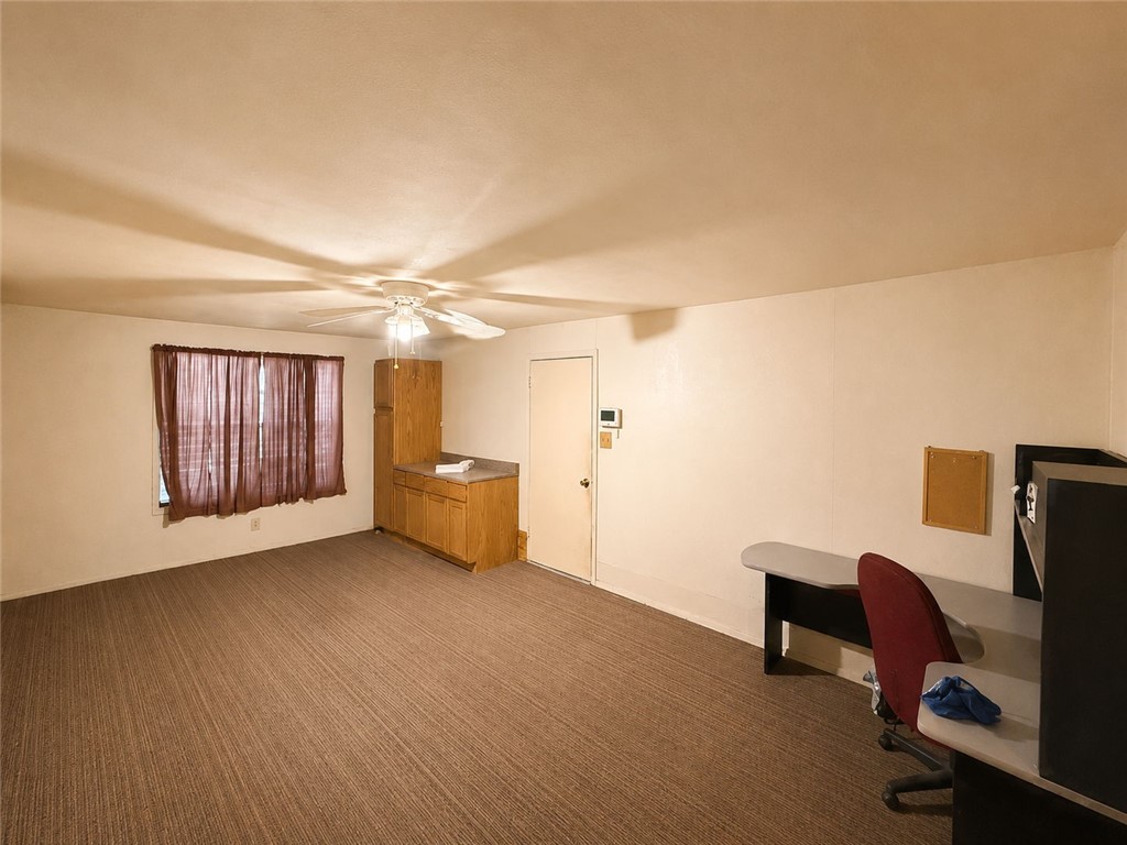 736 Fetick Property Photo 22