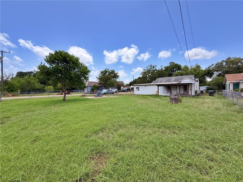 736 Fetick Property Photo 30