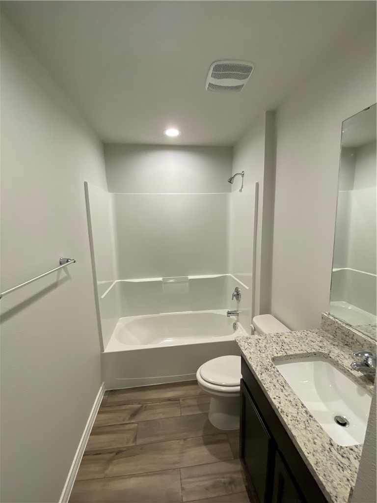 2801 Excelsior Blvd Property Photo 8