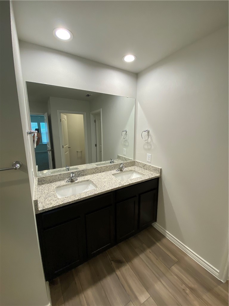 2801 Excelsior Blvd Property Photo 19