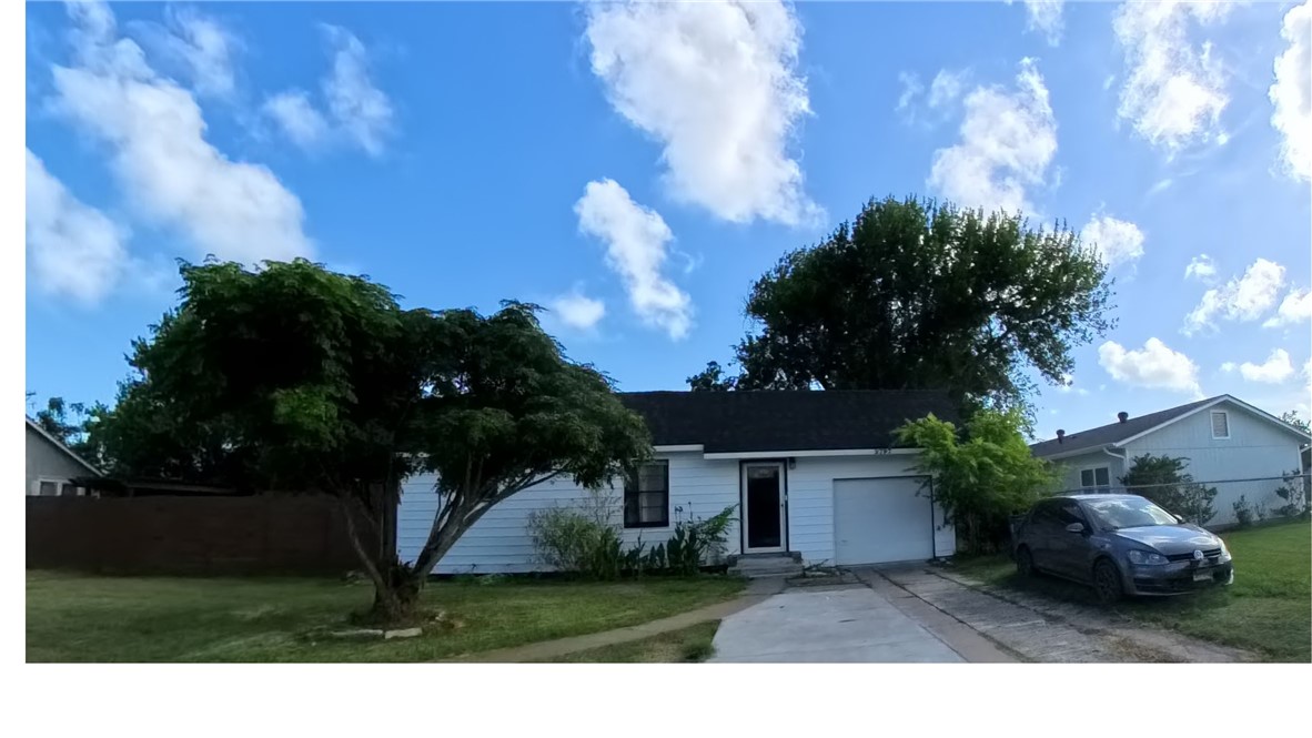 2797 Humble St Property Photo 24