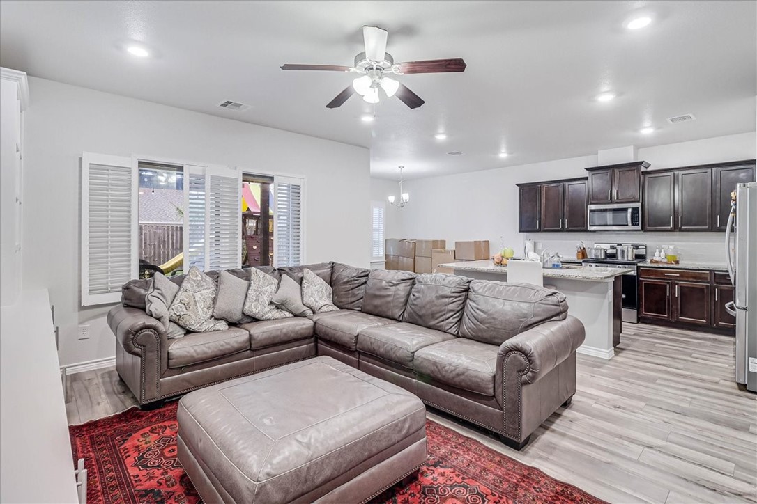 7938 Fort Griffen Dr Property Photo 4
