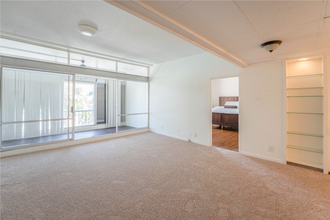 4600 Ocean Dr 407 Property Photo 3