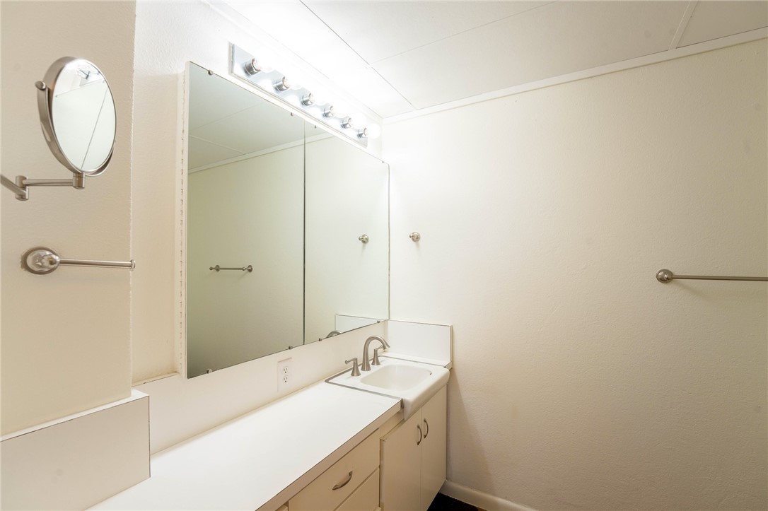 4600 Ocean Dr 407 Property Photo 14