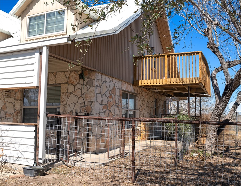 571 Fm 799 Property Photo 16