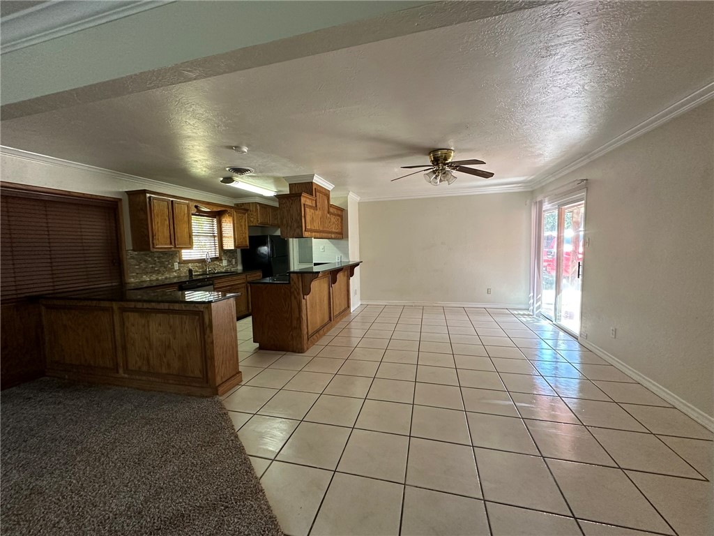 111 Driftwood Dr Property Photo 5