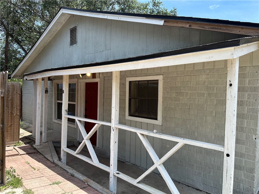 11150 Ih 37 B Property Photo 1