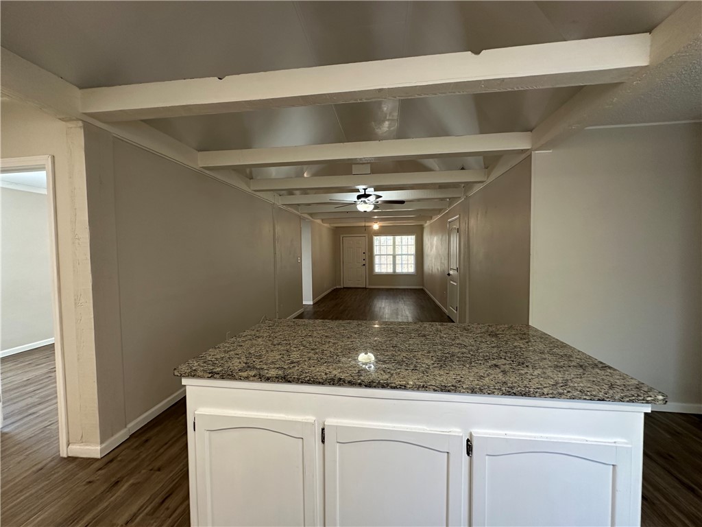 11150 Ih 37 B Property Photo 7