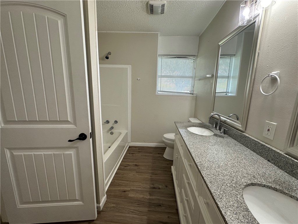 11150 Ih 37 B Property Photo 19