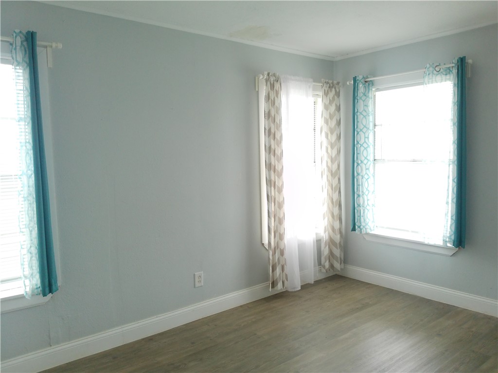 829 Indiana Ave 3 Property Photo 10