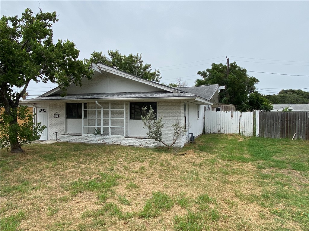 234 Caribbean Dr Property Photo 3