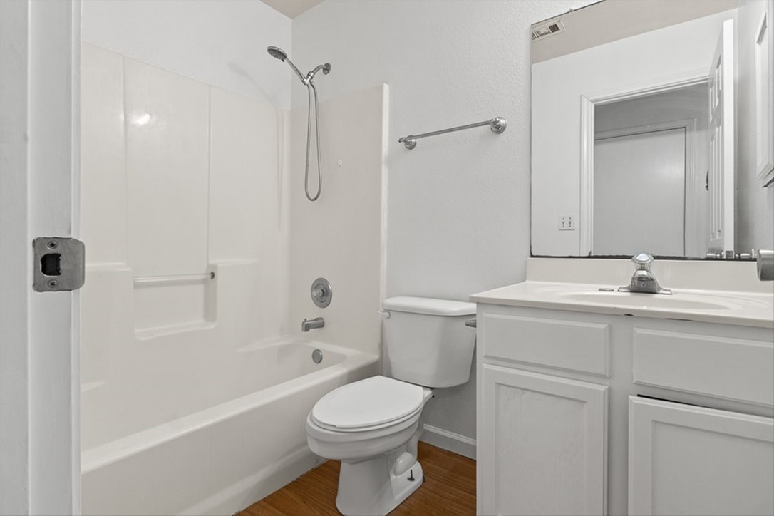 1009 Cupertino St Property Photo 11