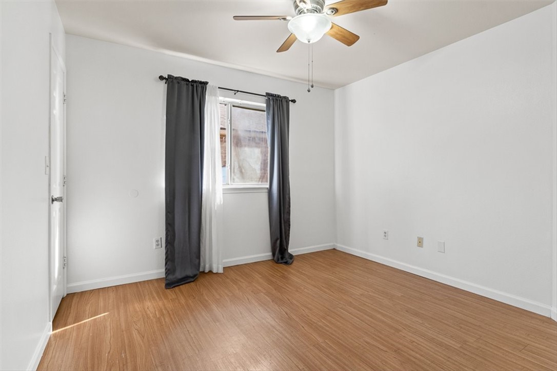 1009 Cupertino St Property Photo 12