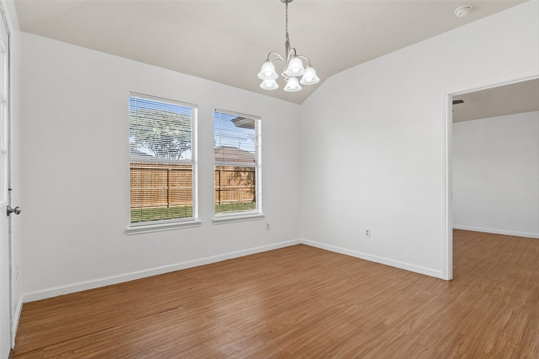 1009 Cupertino St Property Photo 13