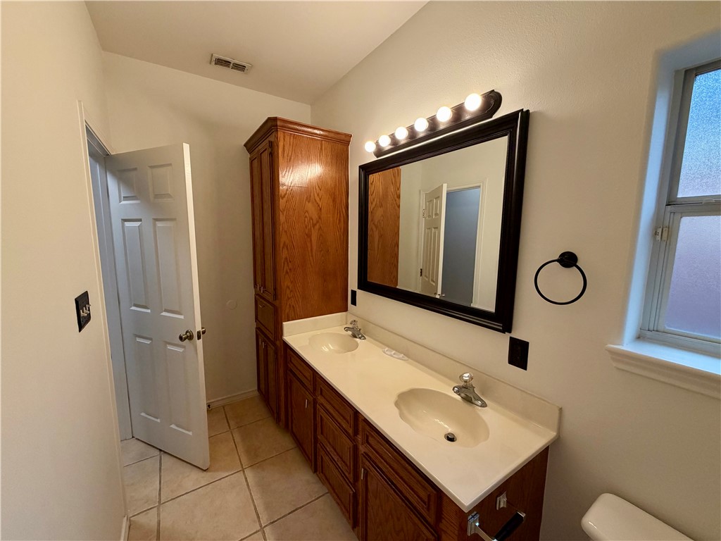 6230 Queen Jane St Property Photo 12