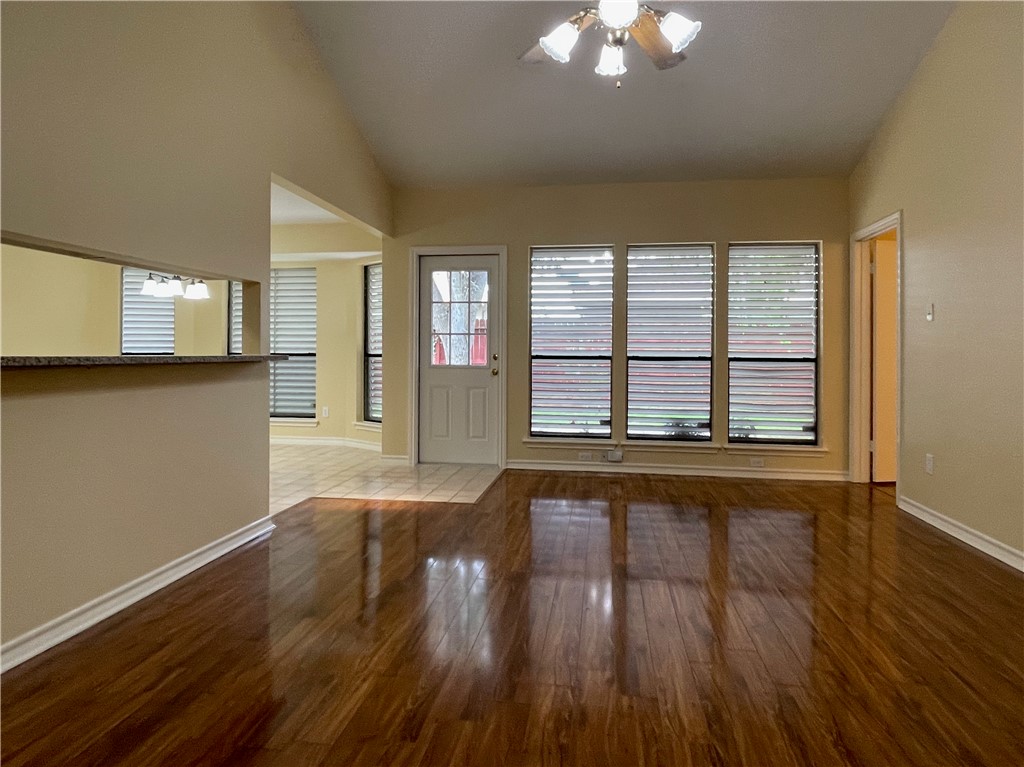 4221 Ridge View Dr Property Photo 11