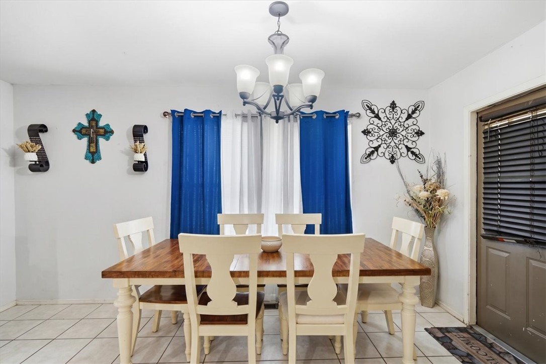 2618 Raintree Property Photo 7